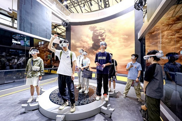 HOTDOG震撼登陸2024 ChinaJoy BTOC館，打造潮流元宇宙無限精彩！